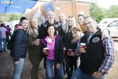 Foto 61 - Fotograf&iacute;as: el color del cielo no amarga la fiesta del Lavalenguas en los chiringuitos