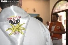 Reparto de la tajada en crudo en los locales de cuadrilla. /EM