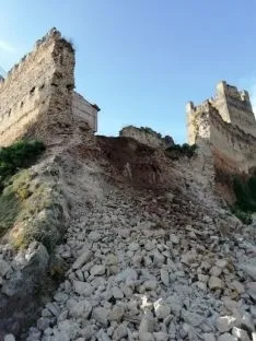 Derrumbe de la muralla del castillo de Vozmediano. Cedidas. 