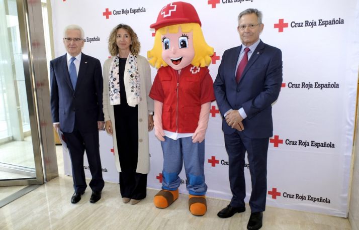 La colaboración entre Junta y Cruz Roja permite atender a 18.000 personas vulnerables al año en CyL