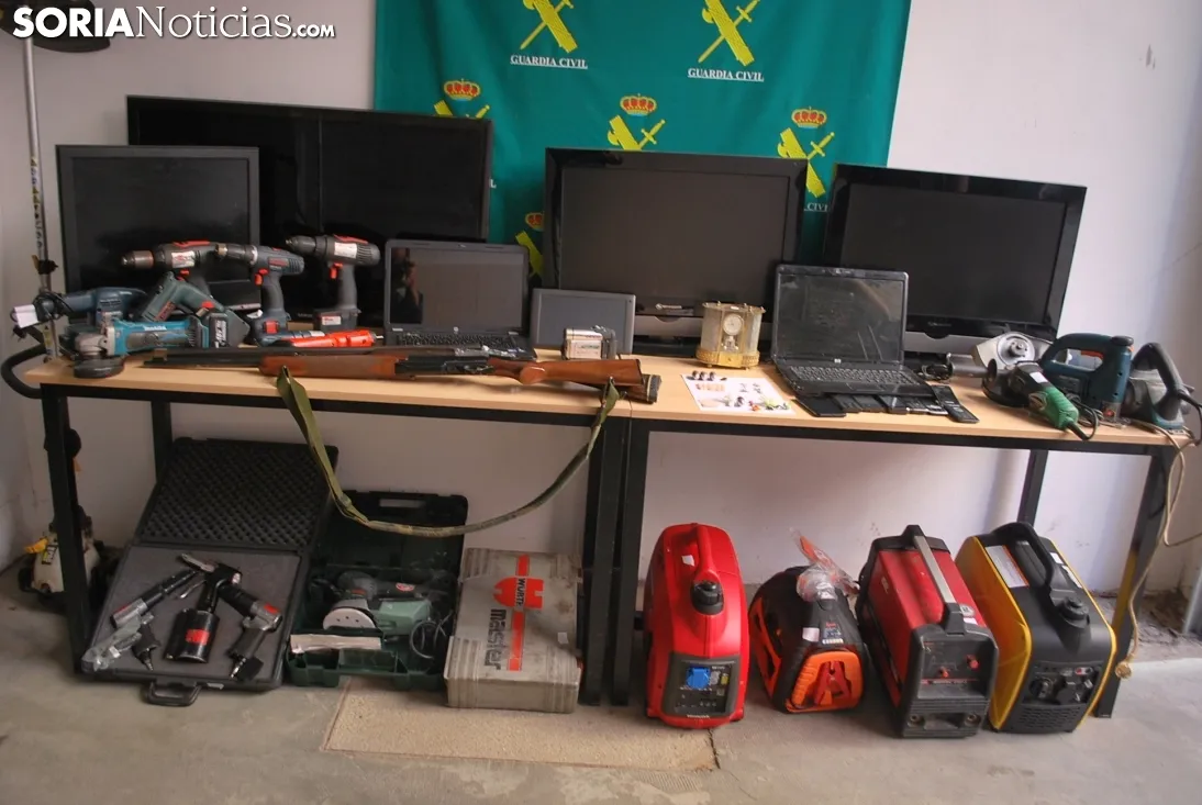 Foto 2 - Tres detenidos como presuntos autores de nueve robos en Soria, Burgos y La Rioja