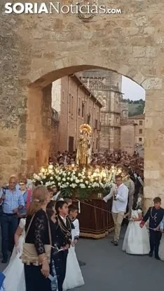 Una imagen de la procesión este lunes. /SN