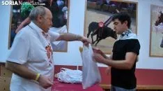Una imagen del reparto de este Domingo de Calderas. /SN