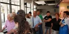 El Mercado de Soria disfruta de las migas pastoriles del chef Benito. 