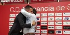 Julio Álvarez durante su despedida del Club Deportivo Numancia