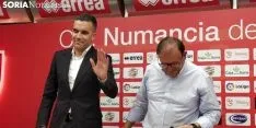 Julio Álvarez durante su despedida del Club Deportivo Numancia