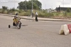 II Carrera de Autos Locos de Camaretas. /EM