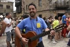 Imágenes de la Ronda de Santa Marina en Duruelo de la Sierra. /EM