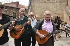 Imágenes de la Ronda de Santa Marina en Duruelo de la Sierra. /EM