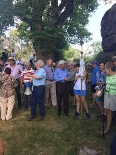 Foto 4 - Cientos de personas en la romer&iacute;a de la Virgen del Castillo