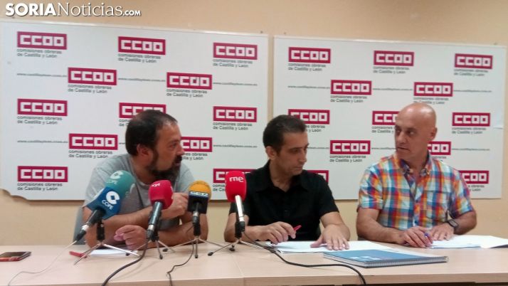 Javier Moreno (izda.), Vicente Andrés y Fernando Fraile este martes en la sede de CCOO Soria. /SN
