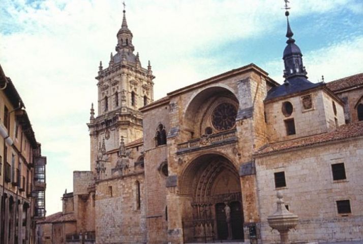 Imagen de la catedral de El Burgo de Osma. 