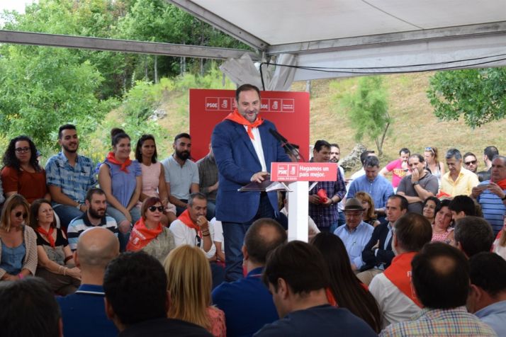 Ábalos pone en valor que la mayor obra hecha por el PSOE ha sido la modernización y la integración