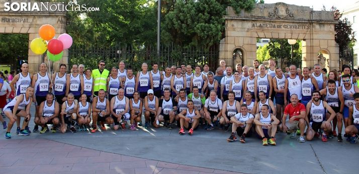 Miembros del club Puente del Canto en la pasada edición. /SN