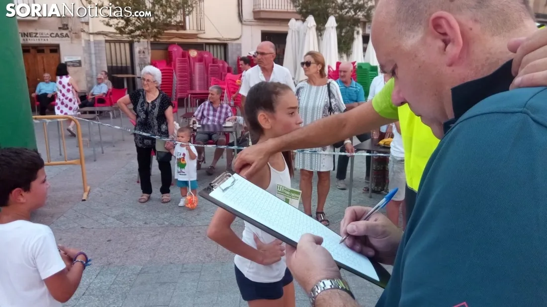 Imágenes de la Carrera Popular 'Fermín Cacho' en Ágreda. /SN
