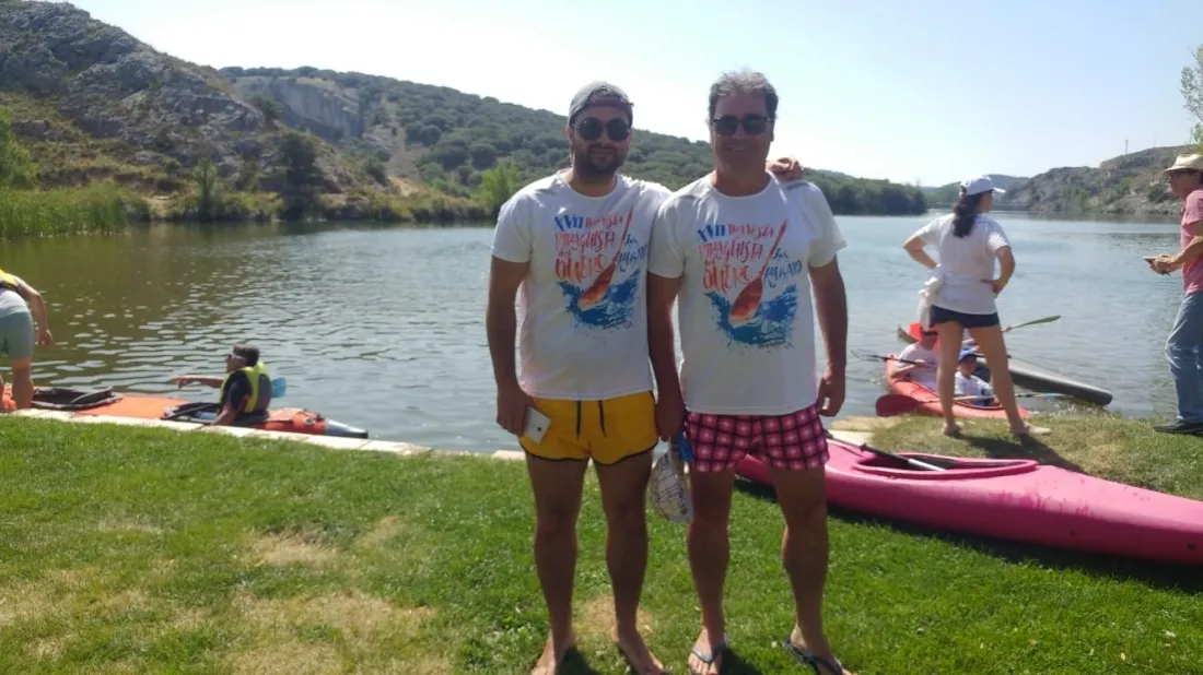 Foto 9 - Docenas de pirag&uuml;istas, en la XVII Traves&iacute;a por el Duero celebrada en Soria