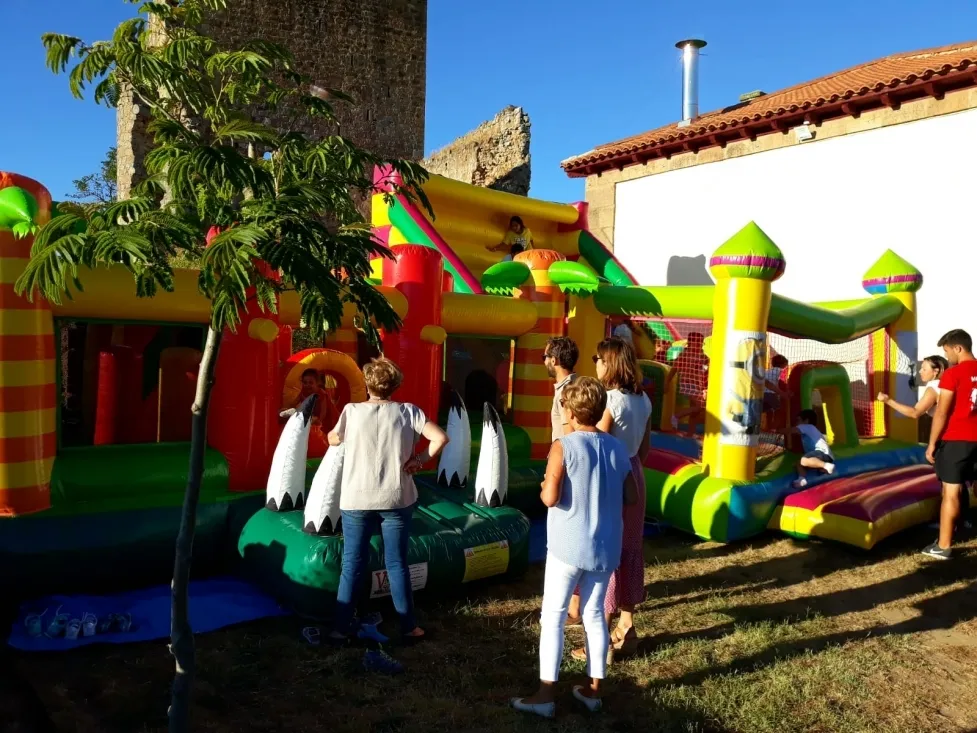 Fiestas en Hinojosa de la Sierra. /M.A.