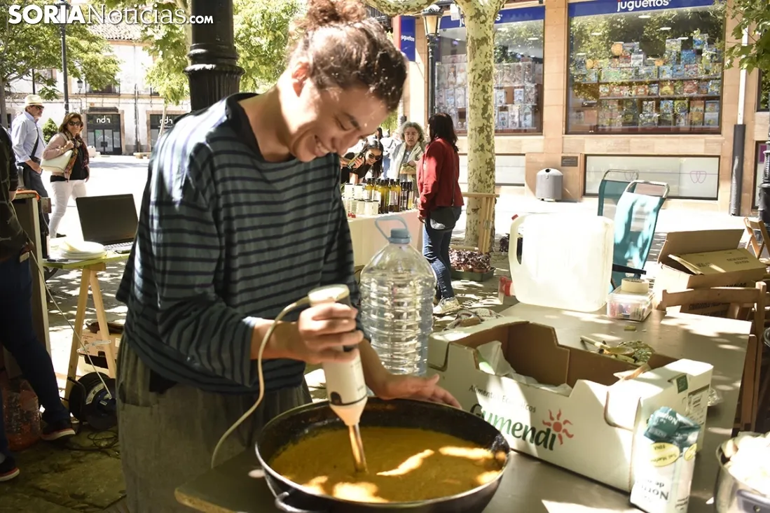 Mercado Ecológico en la plaza de San Esteban. /EM