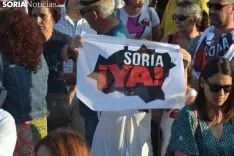 Foto 53 - GALER&Iacute;A: Cientos de sorianos cortan durante una hora la N-122 para exigir "&iexcl;Autov&iacute;a ya!"