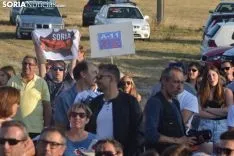 Foto 31 - GALER&Iacute;A: Cientos de sorianos cortan durante una hora la N-122 para exigir "&iexcl;Autov&iacute;a ya!"
