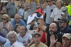 Foto 3 - GALER&Iacute;A: Cientos de sorianos cortan durante una hora la N-122 para exigir "&iexcl;Autov&iacute;a ya!"