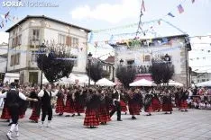 imágenes del baile de La Rueda en Covaleda. /EM