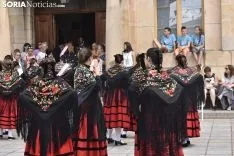 imágenes del baile de La Rueda en Covaleda. /EM