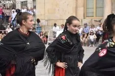 imágenes del baile de La Rueda en Covaleda. /EM