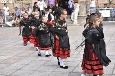 imágenes del baile de La Rueda en Covaleda. /EM