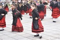 imágenes del baile de La Rueda en Covaleda. /EM