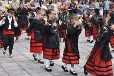 imágenes del baile de La Rueda en Covaleda. /EM