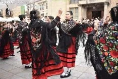 imágenes del baile de La Rueda en Covaleda. /EM