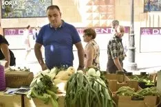 Mercado Ecológico en la plaza de San Esteban. /EM