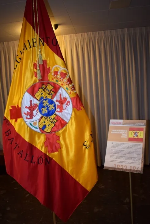 Foto 8 - Las fotos de las banderas  hist&oacute;ricas de la exposici&oacute;n 'Espa&ntilde;a en rojo y gualda'