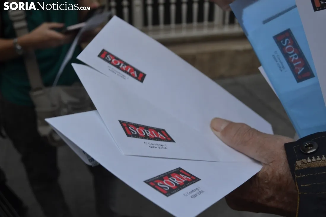 Sobres que contienen el dinero que debe hacer frente a las multas impuestas.