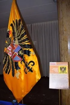 Foto 20 - Las fotos de las banderas  hist&oacute;ricas de la exposici&oacute;n 'Espa&ntilde;a en rojo y gualda'