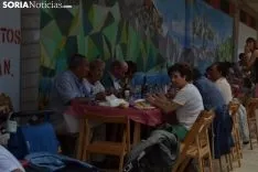 Una imagen de la comida de hermandad del barrio capitalino. /SN