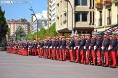 Homenaje y juramento a la bandera de España. SN
