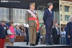 Homenaje y juramento a la bandera de España. SN