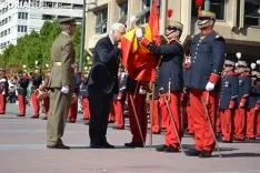 Homenaje y juramento a la bandera de España. SN