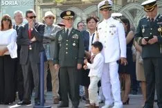 Homenaje y juramento a la bandera de España. SN