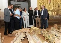 Una imagen de la visita institucional al monasterio este miércoles.