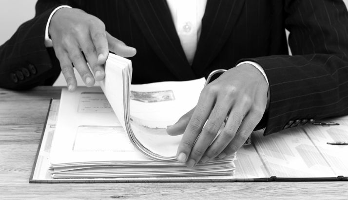 Precisan un auxiliar administrativo para empresa en la provincia