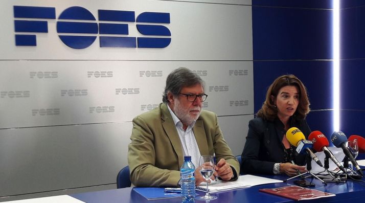 Santiago Aparicio y María Ángeles Fernández. 