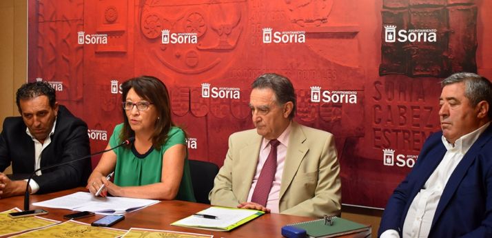 De derecha a izquierda: Raúl Lozano, Lourdes Andrés, Anselmo García y Gustavo Gonzalo. /Ayto.