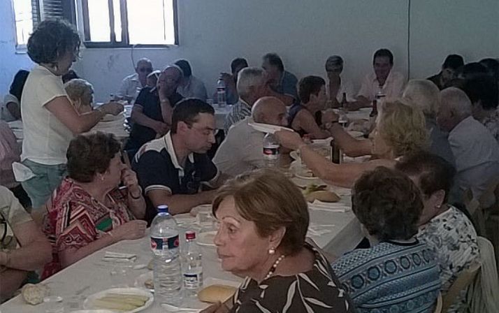 Una imagen de la comida de hermandad. /Dip.