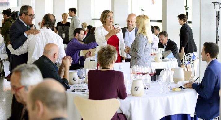 La consejera, en el centro, durante la jornada de este sábado. /Jta.