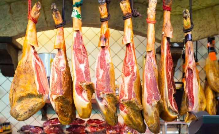 Tres detenidos en Valladolid por estafar más de 15.000 &euro; en la compra y venta de jamones por internet