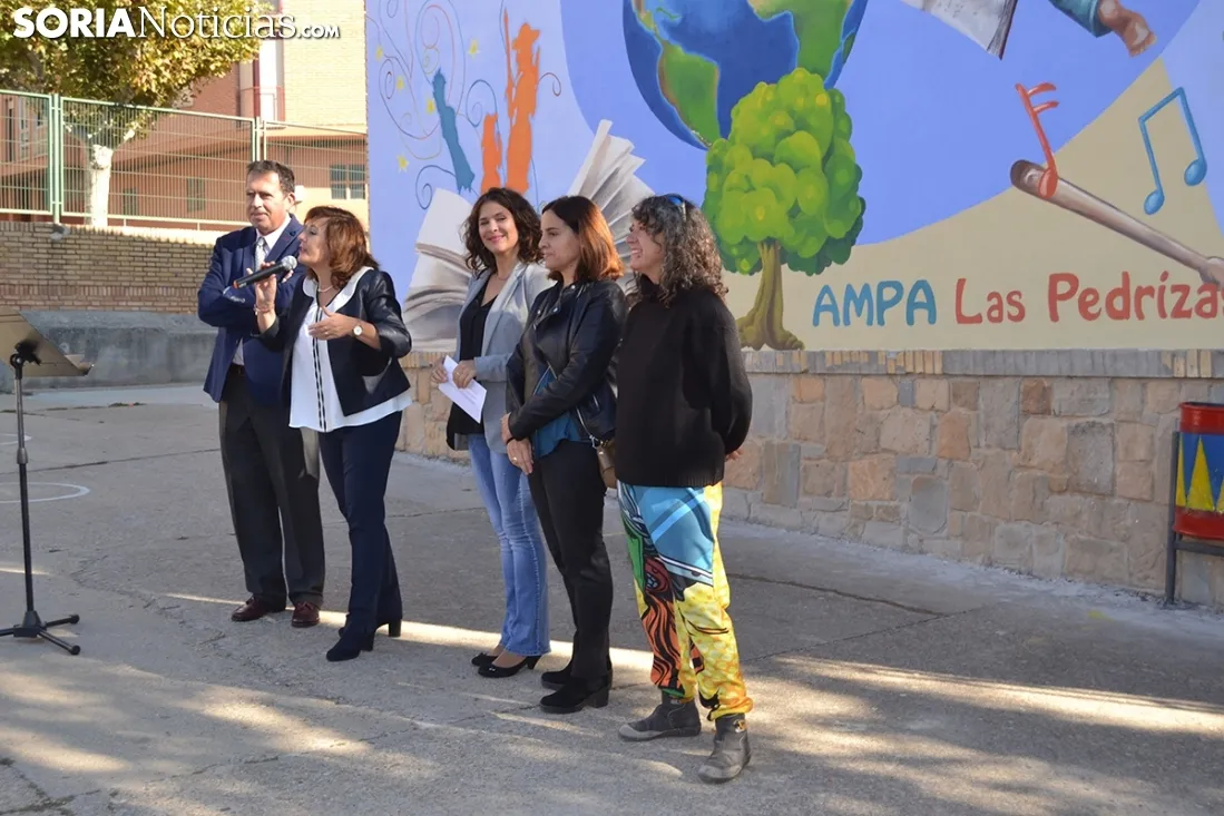 Nuevo mural en el CEIP Las Pedrizas.