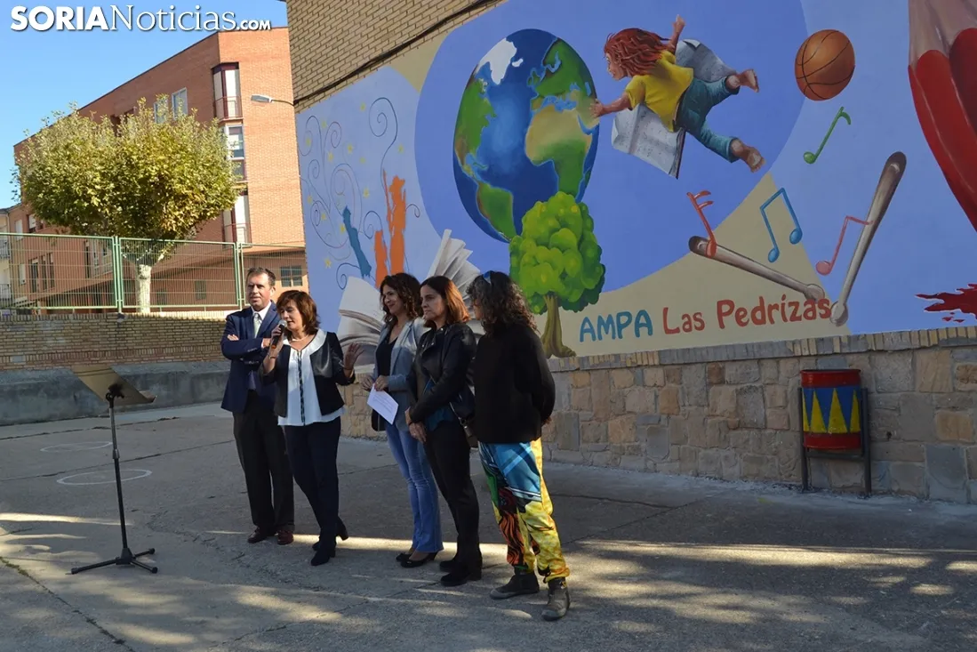 Nuevo mural en el CEIP Las Pedrizas.